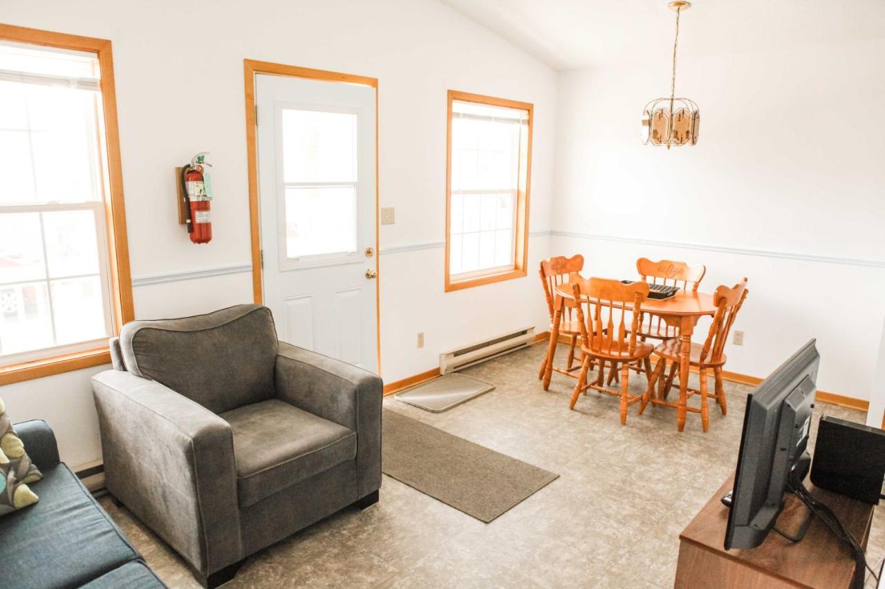 Peck'S Housekeeping Cottages Louisbourg Luaran gambar